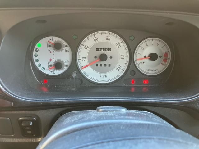 DAIHATSU MIRA GINO 2001