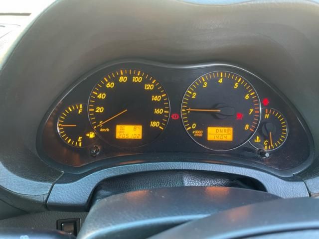 TOYOTA AVENSIS 2004