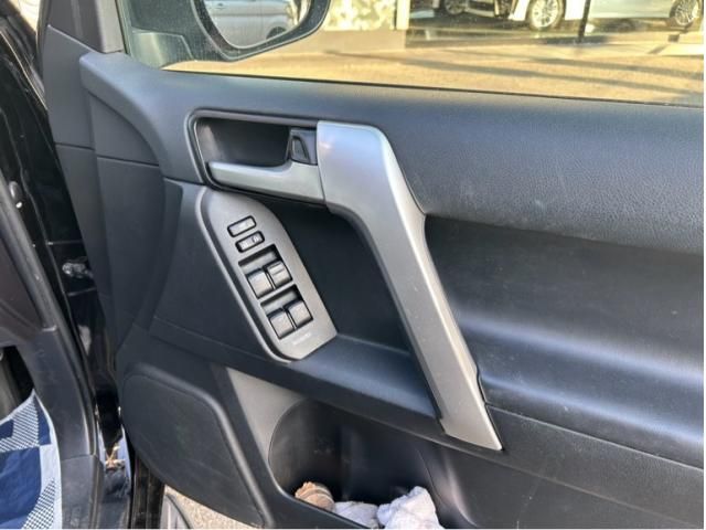 TOYOTA LANDCRUISER PRADO 2018