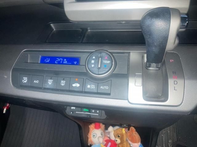 HONDA FREED HYBRID 2016