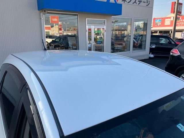 TOYOTA PRIUS Alpha 2014