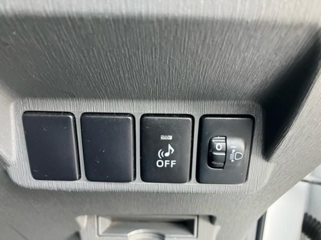 TOYOTA PRIUS Alpha 2014