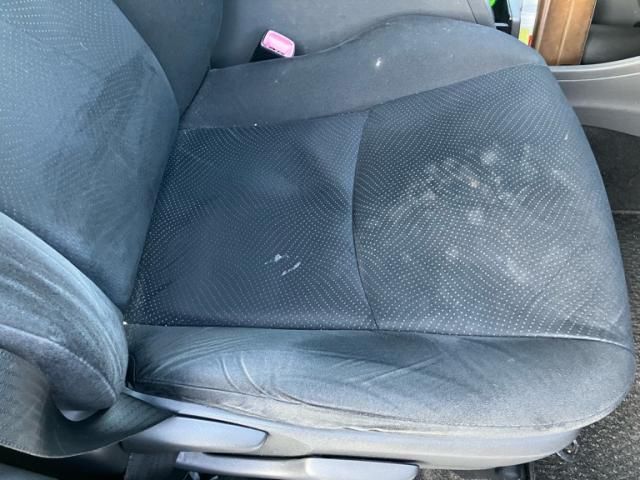 TOYOTA PRIUS Alpha 2014