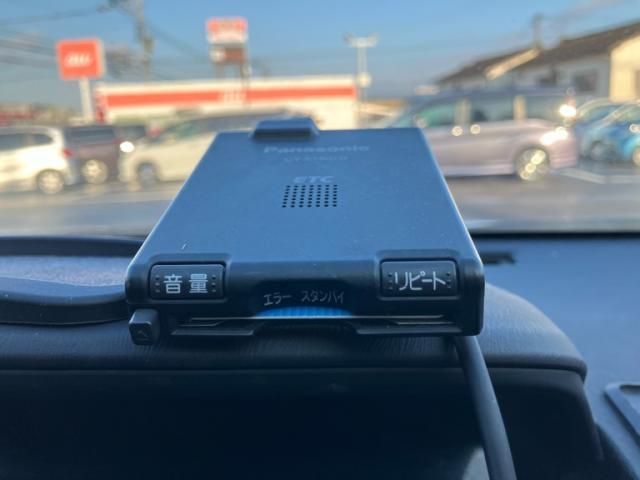 TOYOTA PRIUS Alpha 2014