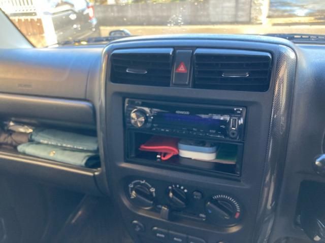 SUZUKI JIMNY 4WD 2012