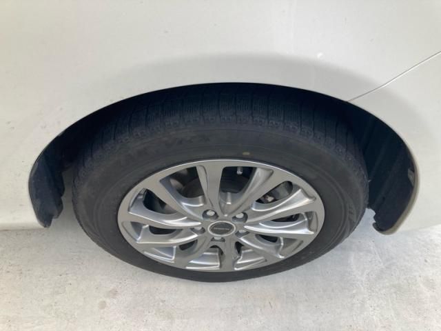 TOYOTA SIENTA HYBRID 2015