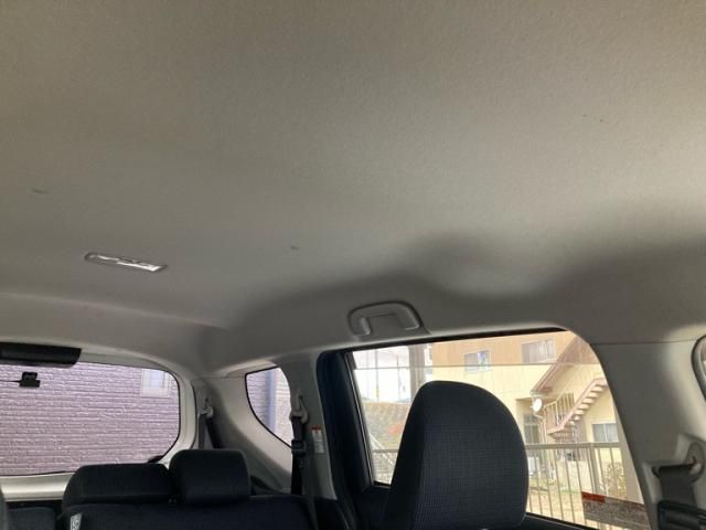 TOYOTA SIENTA HYBRID 2015