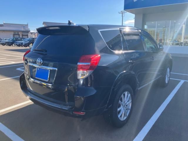 TOYOTA VANGUARD 2WD 2012