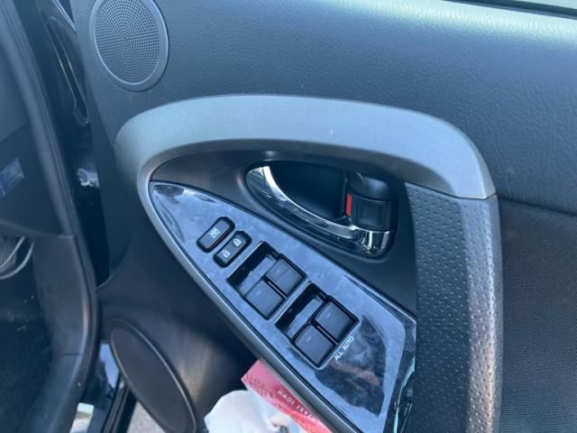 TOYOTA VANGUARD 2WD 2012