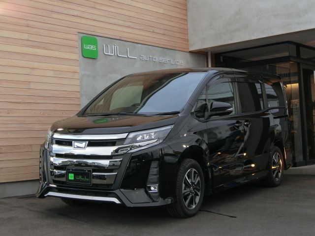 TOYOTA NOAH 2017
