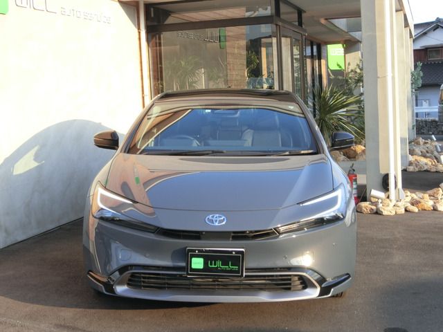 TOYOTA PRIUS 2023