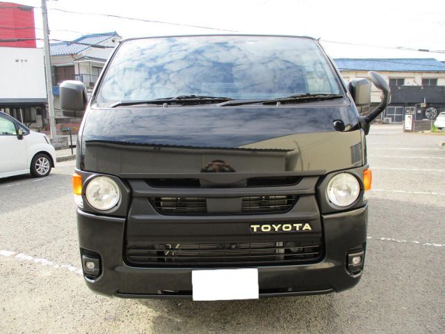 TOYOTA HIACE van 2WD 2024