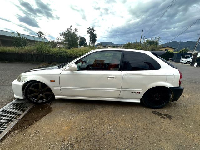 HONDA CIVIC hatchback 2000