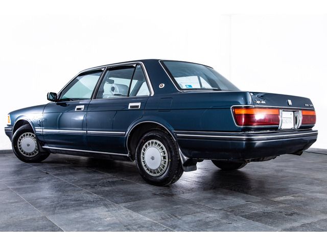 TOYOTA CROWN hardtop 1988