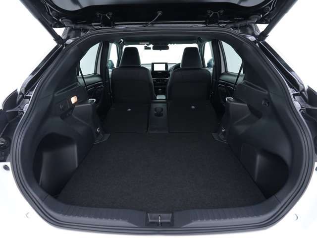 TOYOTA YARIS CROSS 2025