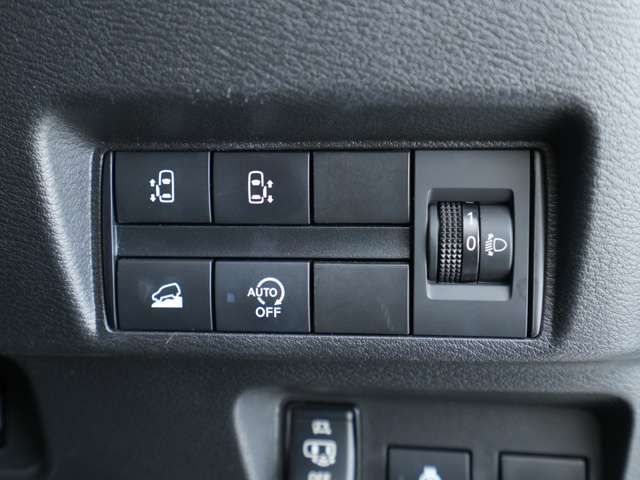 MITSUBISHI DELICA MINI 2023