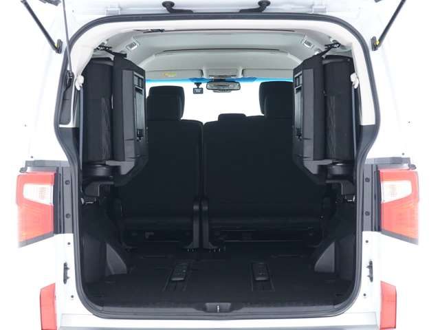 MITSUBISHI DELICA D:5 4WD 2024