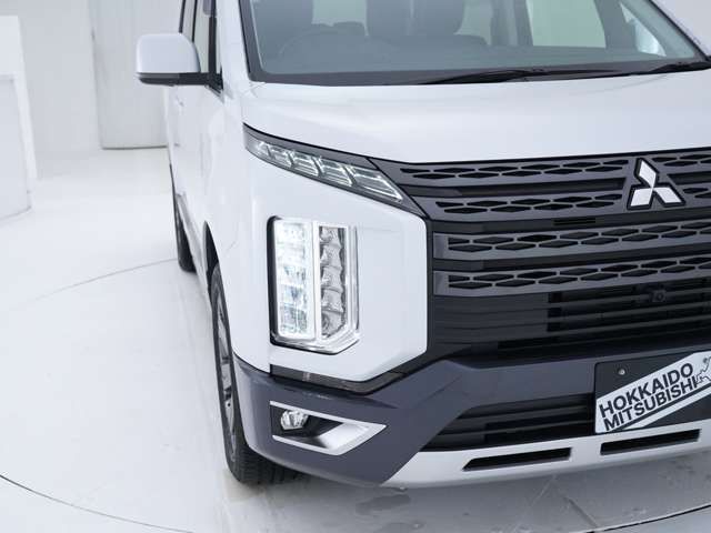 MITSUBISHI DELICA D:5 4WD 2023