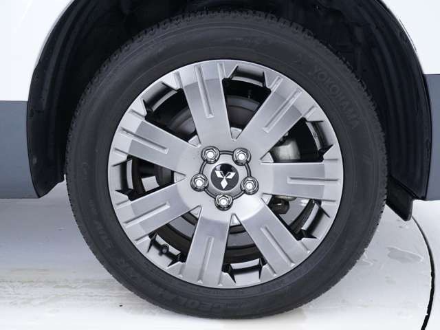 MITSUBISHI DELICA D:5 4WD 2023