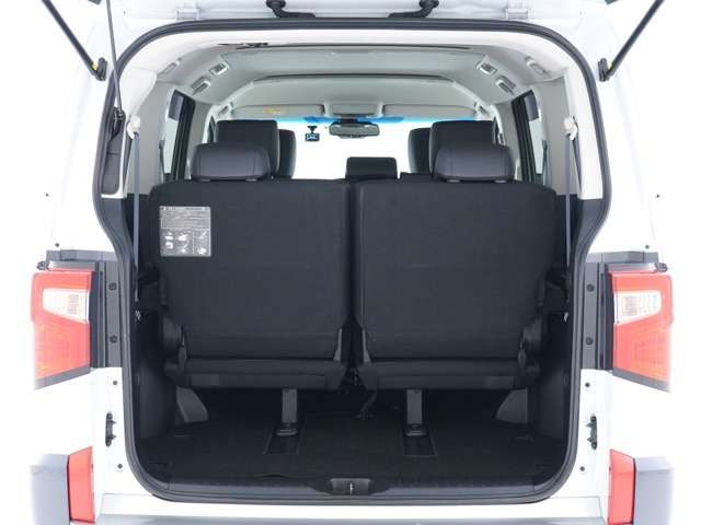 MITSUBISHI DELICA D:5 4WD 2023