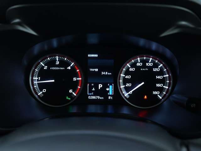 MITSUBISHI DELICA D:5 4WD 2023