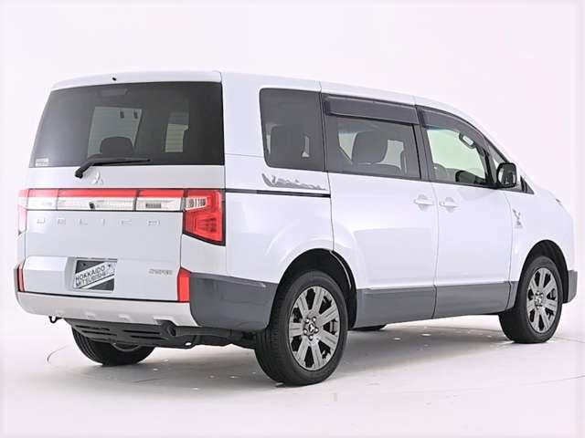 MITSUBISHI DELICA D:5 4WD 2023