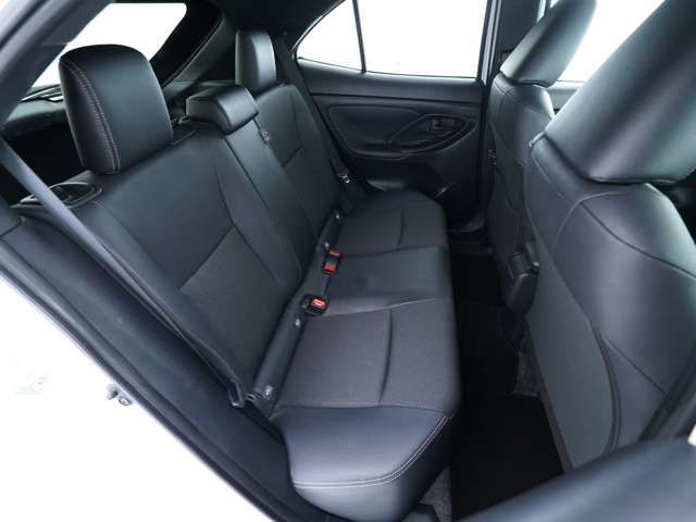 TOYOTA YARIS CROSS 2025