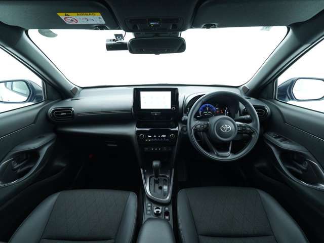 TOYOTA YARIS CROSS 2025