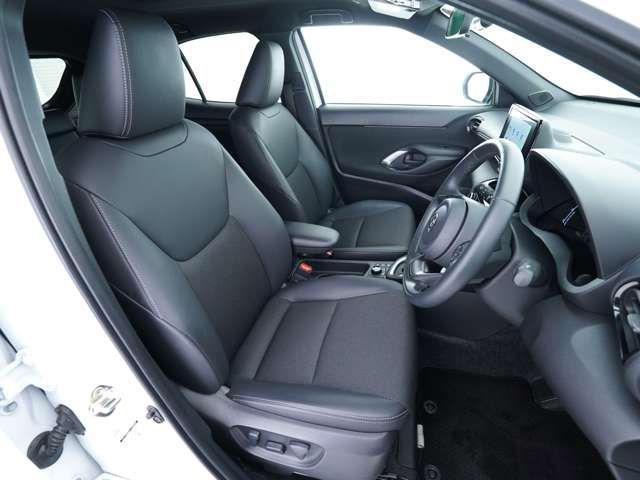 TOYOTA YARIS CROSS 2025