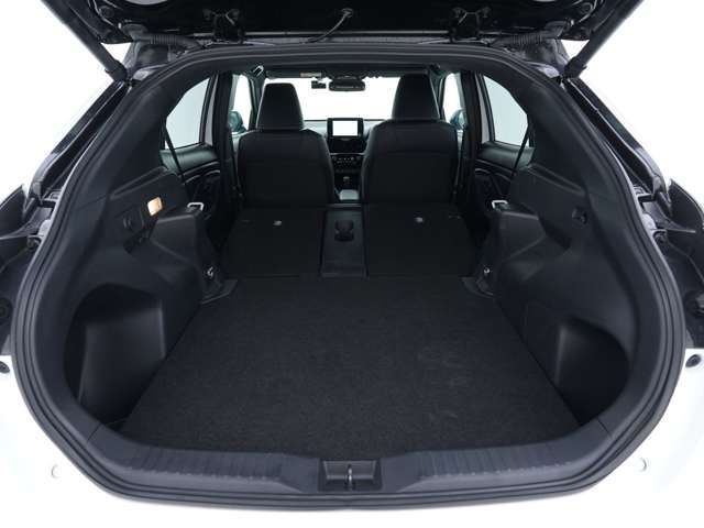 TOYOTA YARIS CROSS 2025