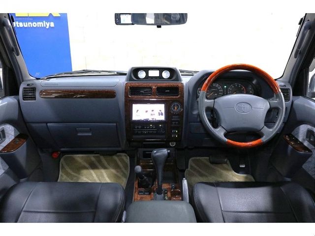 TOYOTA LANDCRUISER PRADO 1996