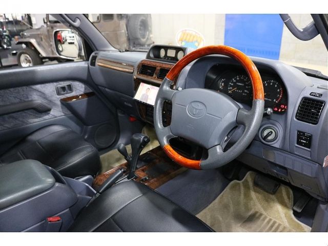 TOYOTA LANDCRUISER PRADO 1996