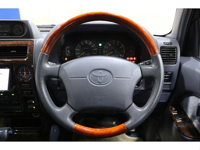 TOYOTA LANDCRUISER PRADO 1996