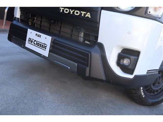 TOYOTA HIACE van 4WD 2024