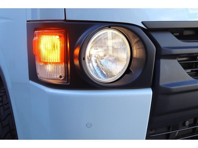 TOYOTA HIACE van 4WD 2024