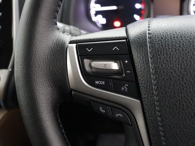 TOYOTA LANDCRUISER PRADO 2022