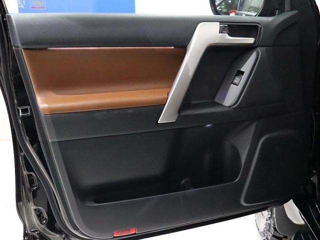 TOYOTA LANDCRUISER PRADO 2022