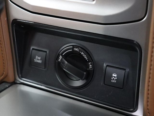 TOYOTA LANDCRUISER PRADO 2022