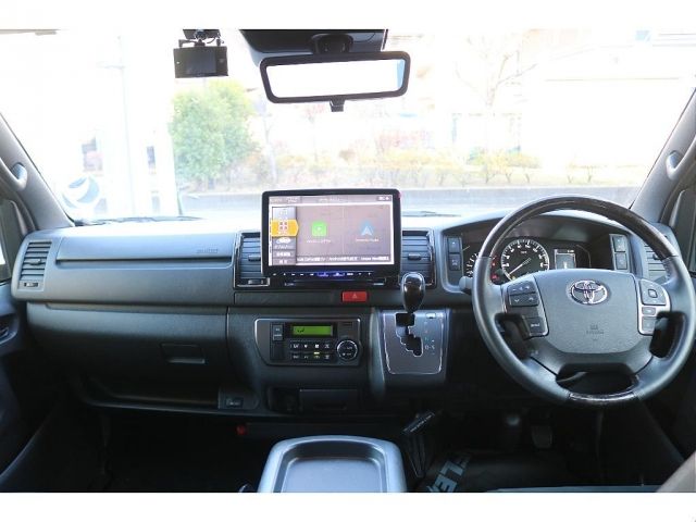 TOYOTA HIACE van 2WD 2024