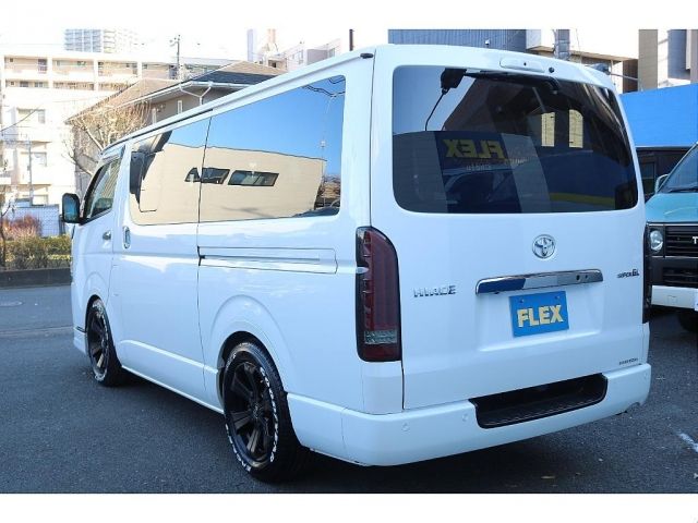 TOYOTA HIACE van 2WD 2024