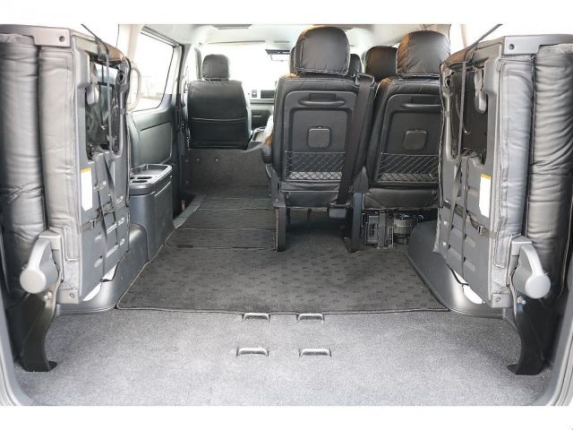 TOYOTA HIACE wagon 4WD 2022