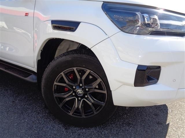 TOYOTA HILUX 4WD 2023