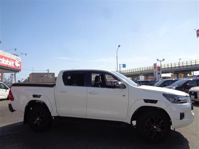 TOYOTA HILUX 4WD 2023