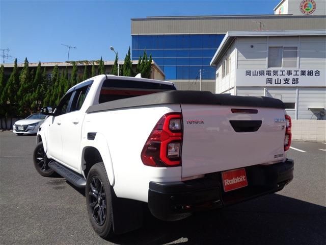 TOYOTA HILUX 4WD 2023