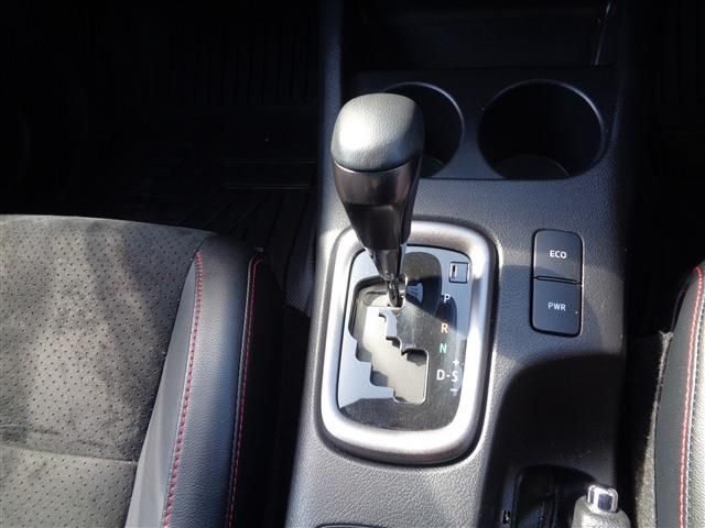 TOYOTA HILUX 4WD 2023