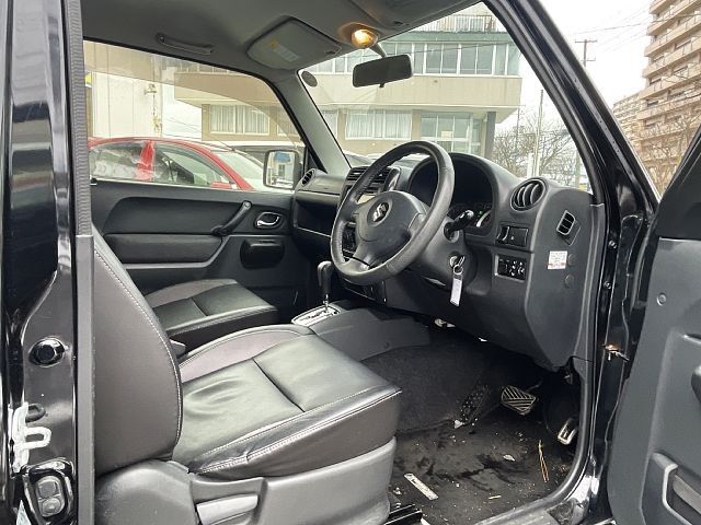 SUZUKI JIMNY 4WD 2012