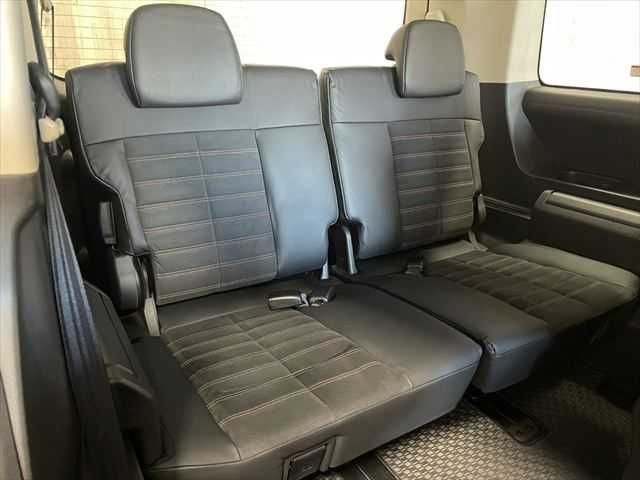 MITSUBISHI DELICA D:5 4WD 2018