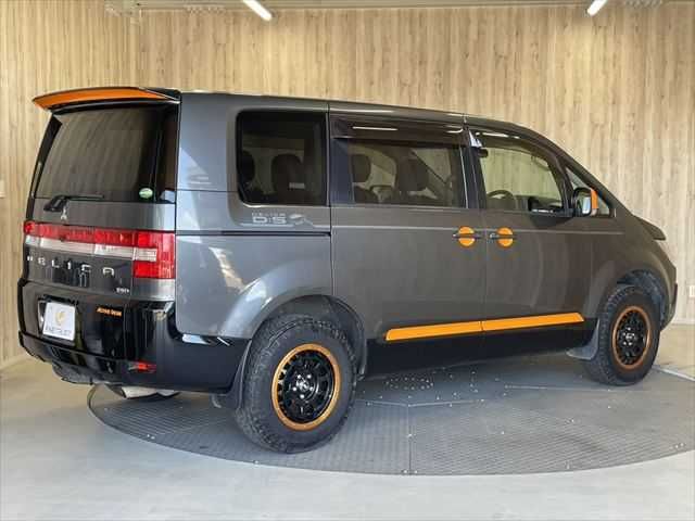 MITSUBISHI DELICA D:5 4WD 2018