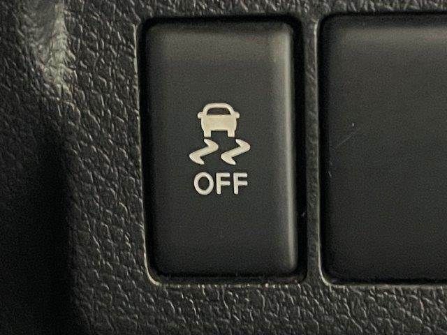 NISSAN X-TRAIL 4WD 2013