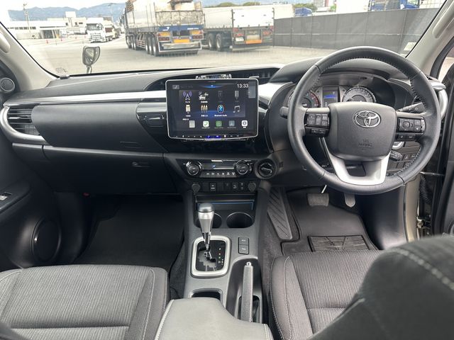 TOYOTA HILUX 4WD 2023